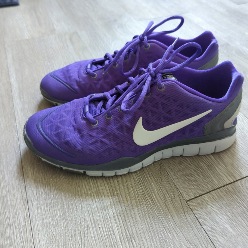 Purple Nike sneakers size 8.5